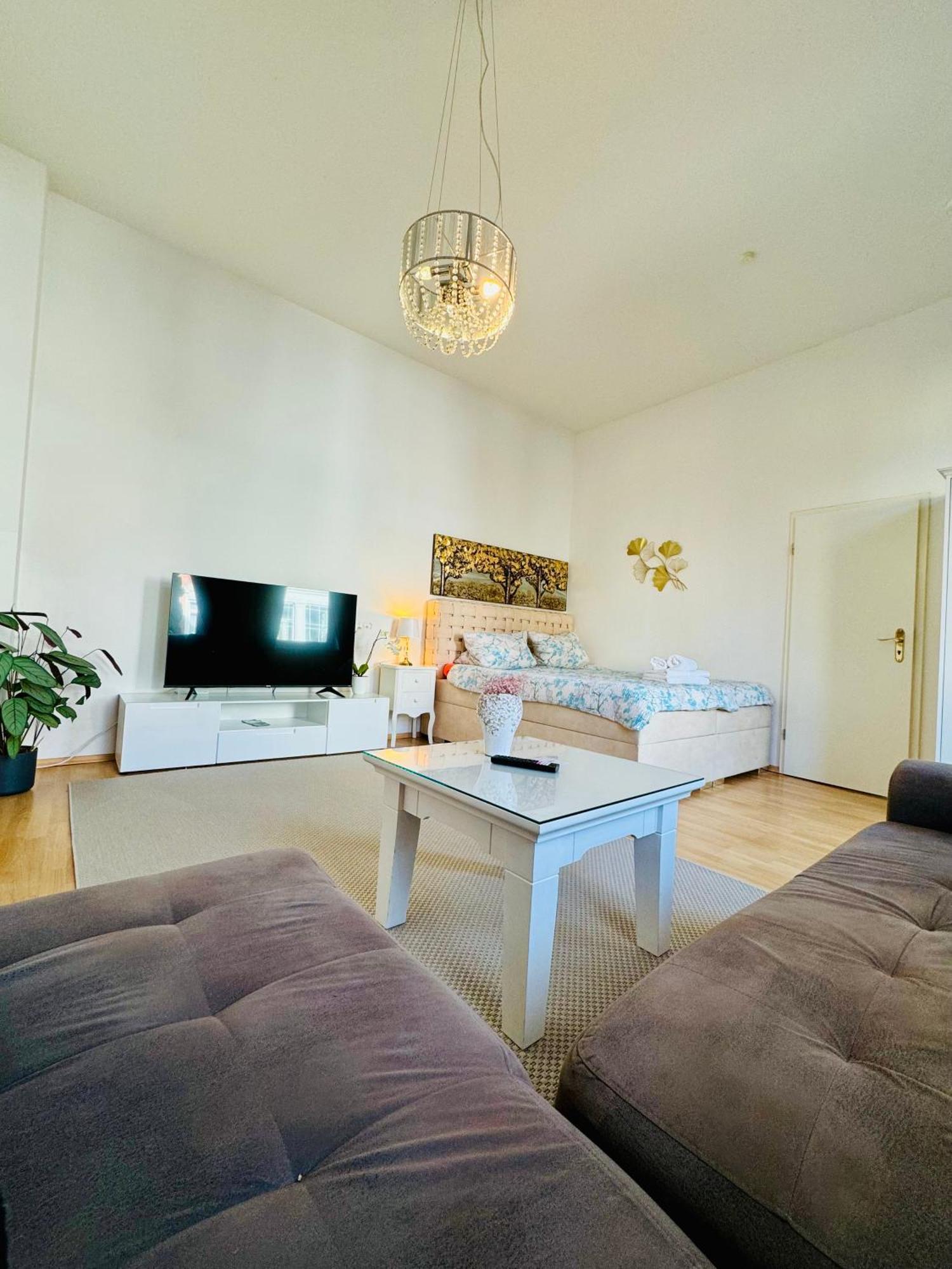 Wohnung Am Schlossgarten Schwerin  Zewnętrze zdjęcie